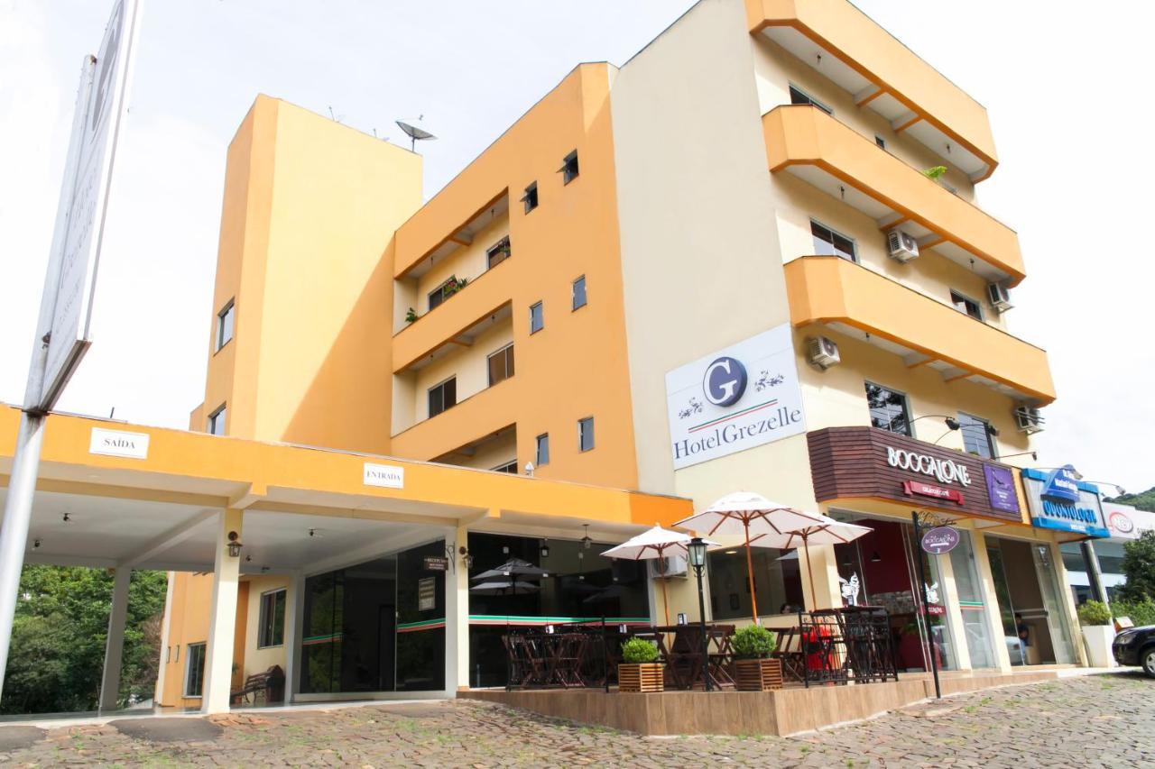 Hotel Grezelle Santa Bárbara Exterior foto